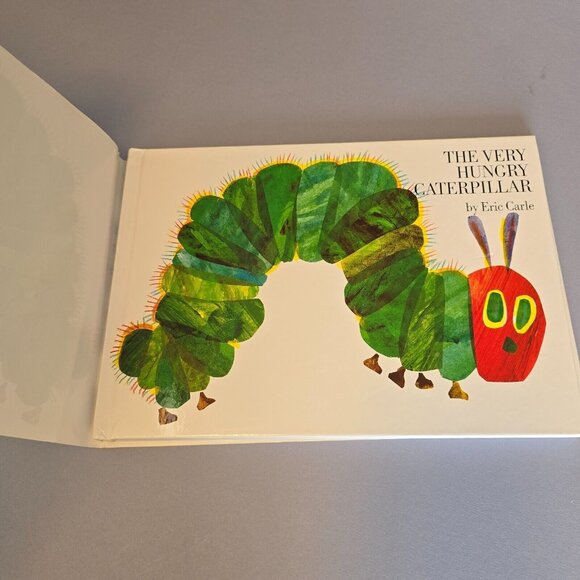 Classic Childrens Book Lot Eric Carle Very Hungry Caterpillar Goodnight Moon - Picture 11 of 16